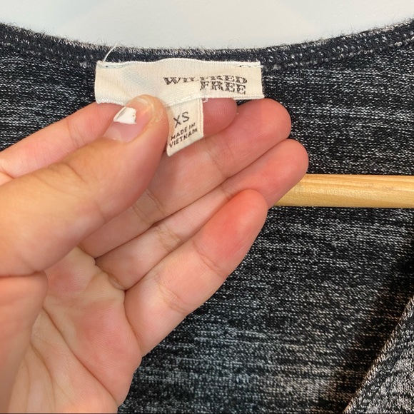 Wilfred Free By Aritzia 3/4 Sleeve Bodysuit Size XS - Picture 7 of 8